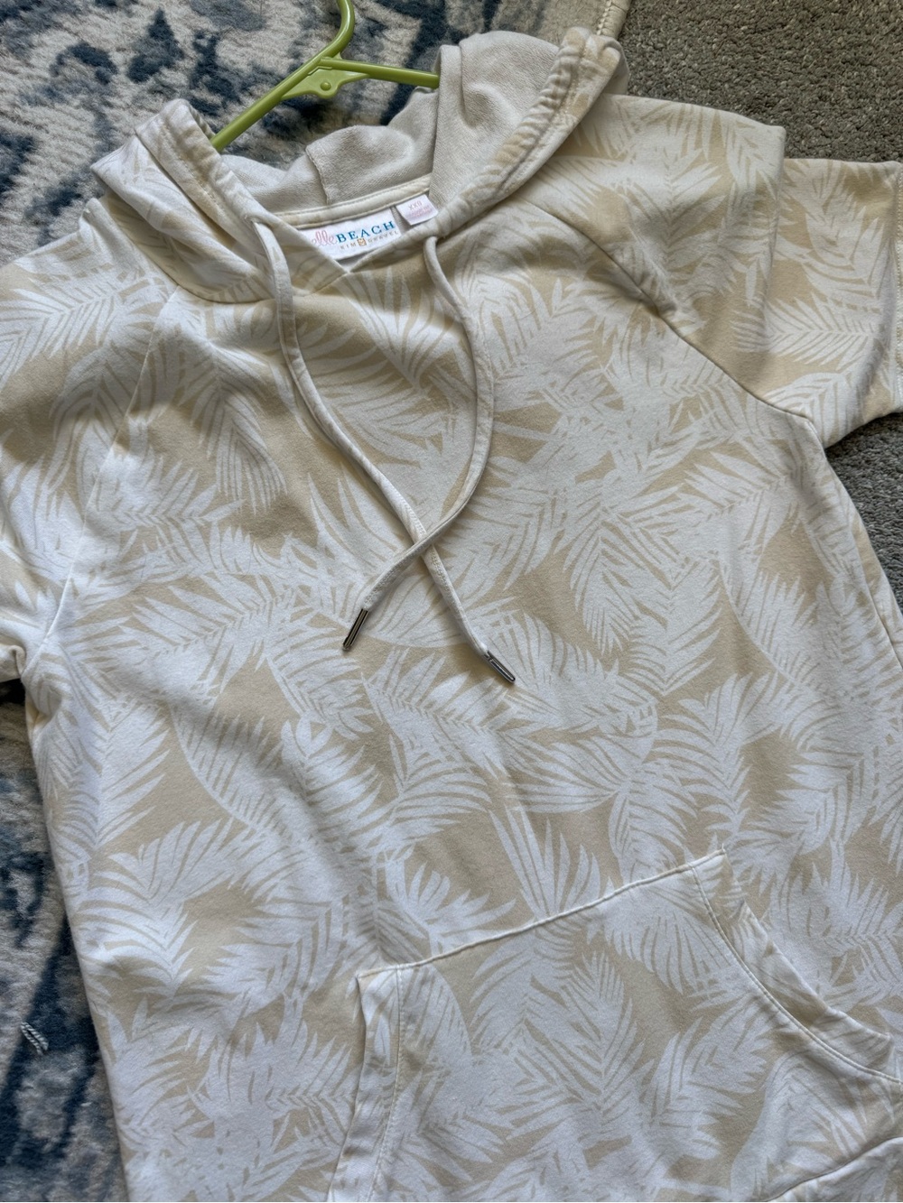 Belle Beach by Kim Gravel French
Terry Short Sleeve Hoodie Sz XXS-Sand Bar Palm
